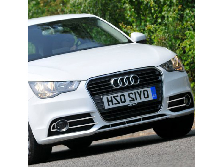 Cornice cromata per fari antinebbia Audi A1 10-18 Sportback & Audi A1 10-19