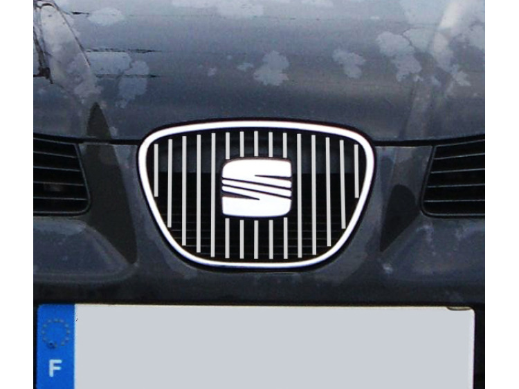 Cornice della griglia radiatore interna cromata Seat Ibiza 01-08
