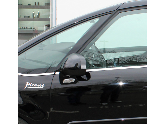 Fascia cromata di contorno inferiore dei vetri laterali Citroën C4 Picasso 0712