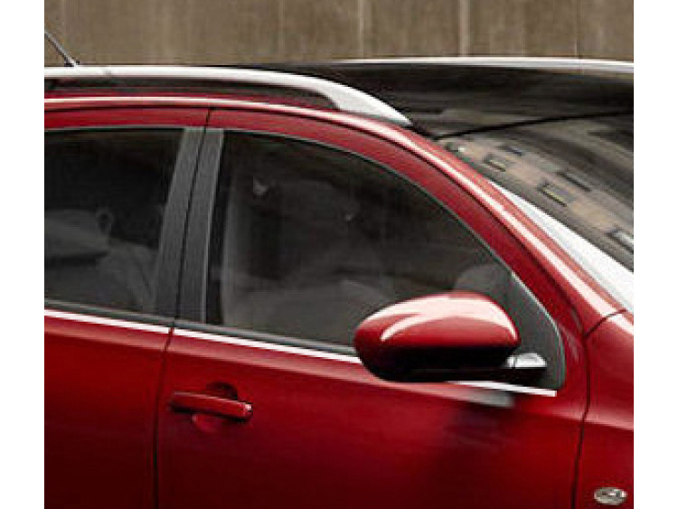 Fascia cromata di contorno inferiore dei vetri laterali Nissan Qashqai +2 08-10 Nissan Qashqai +2 phase 2 10-14 Nissan Qashqai +2 phase 3 Nissan Qashqai 07-10 Nissan Qashqai phase 2 10-14 Nissan Qashqai phase 3