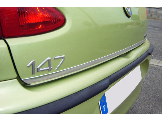 Fascia per bagagliaio cromata Alfa Romeo 147