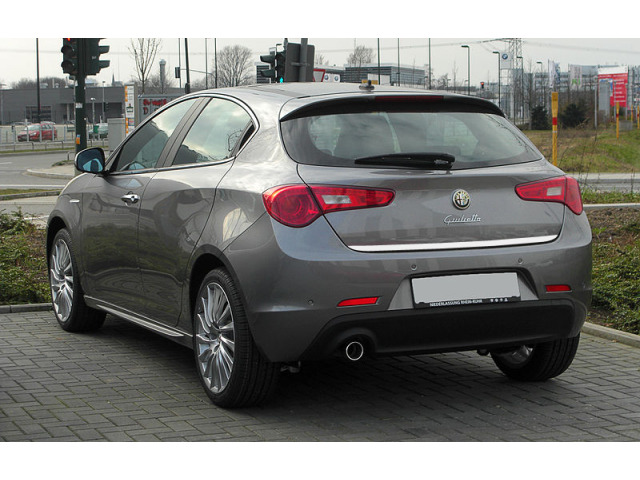 Fascia per bagagliaio cromata Alfa Romeo Giullietta