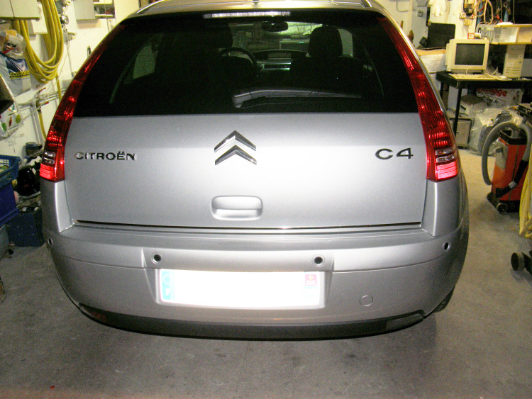 Fascia per bagagliaio cromata Citro&euml;n C4 04-11 Citro&euml;n C4 Berline Citro&euml;n C4 Coup&eacute; Citro&euml;n C4 Picasso (07-12)