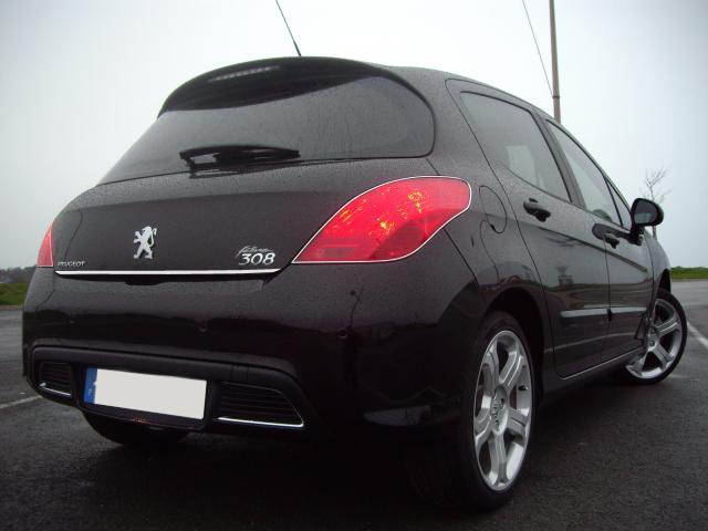 Fascia per bagagliaio cromata Peugeot 308 0713  Peugeot 308 CC 0915